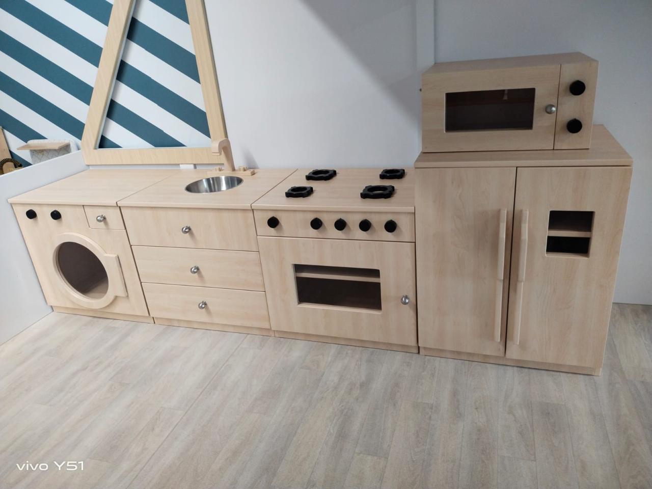 ROLEPLAY KITCHEN SET 1