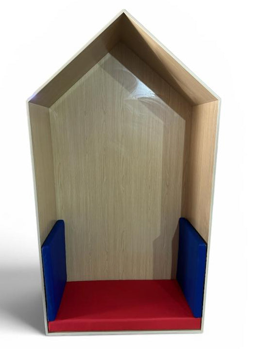 READING NOOK WITH SEATING