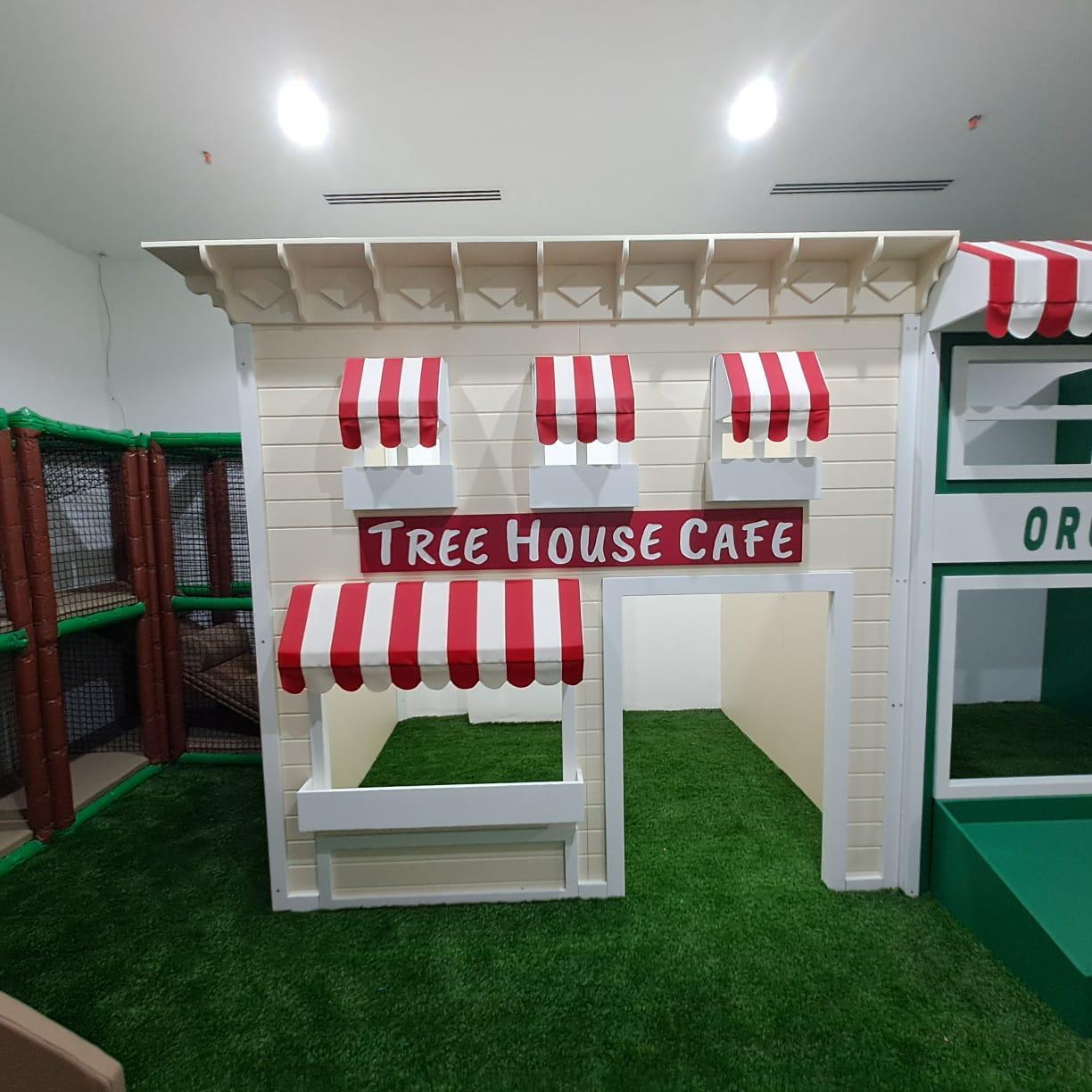 TREE HOUSE CAFE