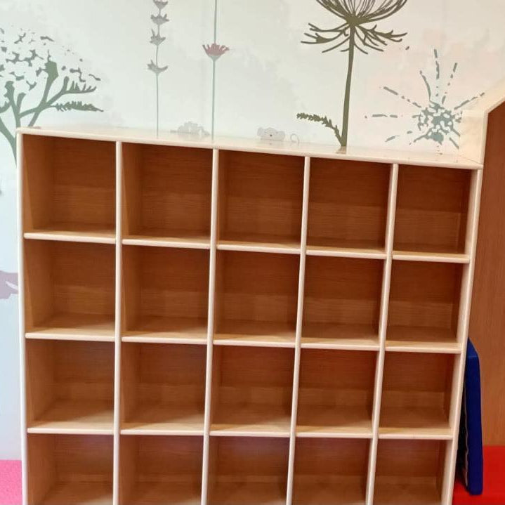 SHELVING UNIT